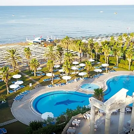 Cesars Side Hotel