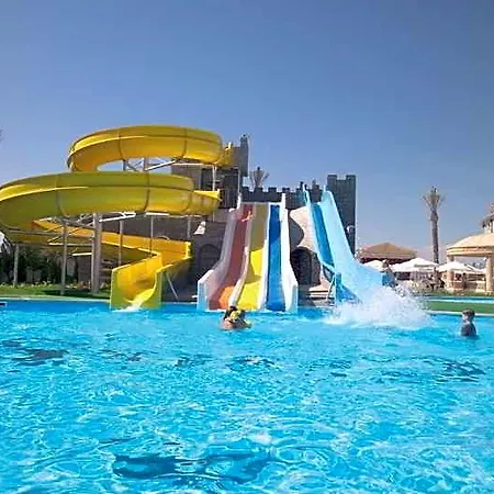 Cesars Side Hotel